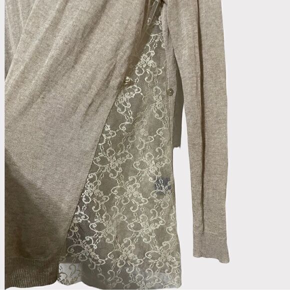 Hotel Particulier Lace-Accented V-Neck Long Cardigan Tan Khaki Color Size Medium - Picture 3 of 7